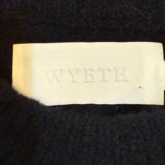 NEW Wyeth Darby Wool & Yak Blend Crew Neck Sweater - Picture 6 of 13